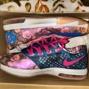 Floral Patterned Sneakers with Pink Accents